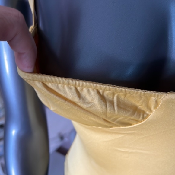 NWT Danielle Bernstein Mustard Satin Bustier Style Bodysuit - Picture 4 of 8